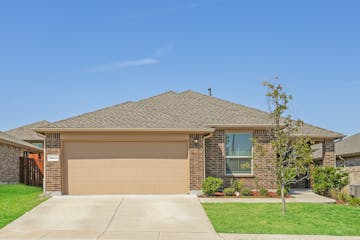 10024 POINSETT WAY FORT WORTH, TX 76108